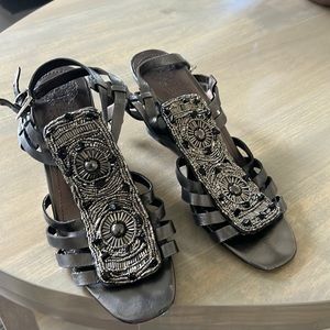 Vince Camuto sandal size 8/38 gunmetal grey
